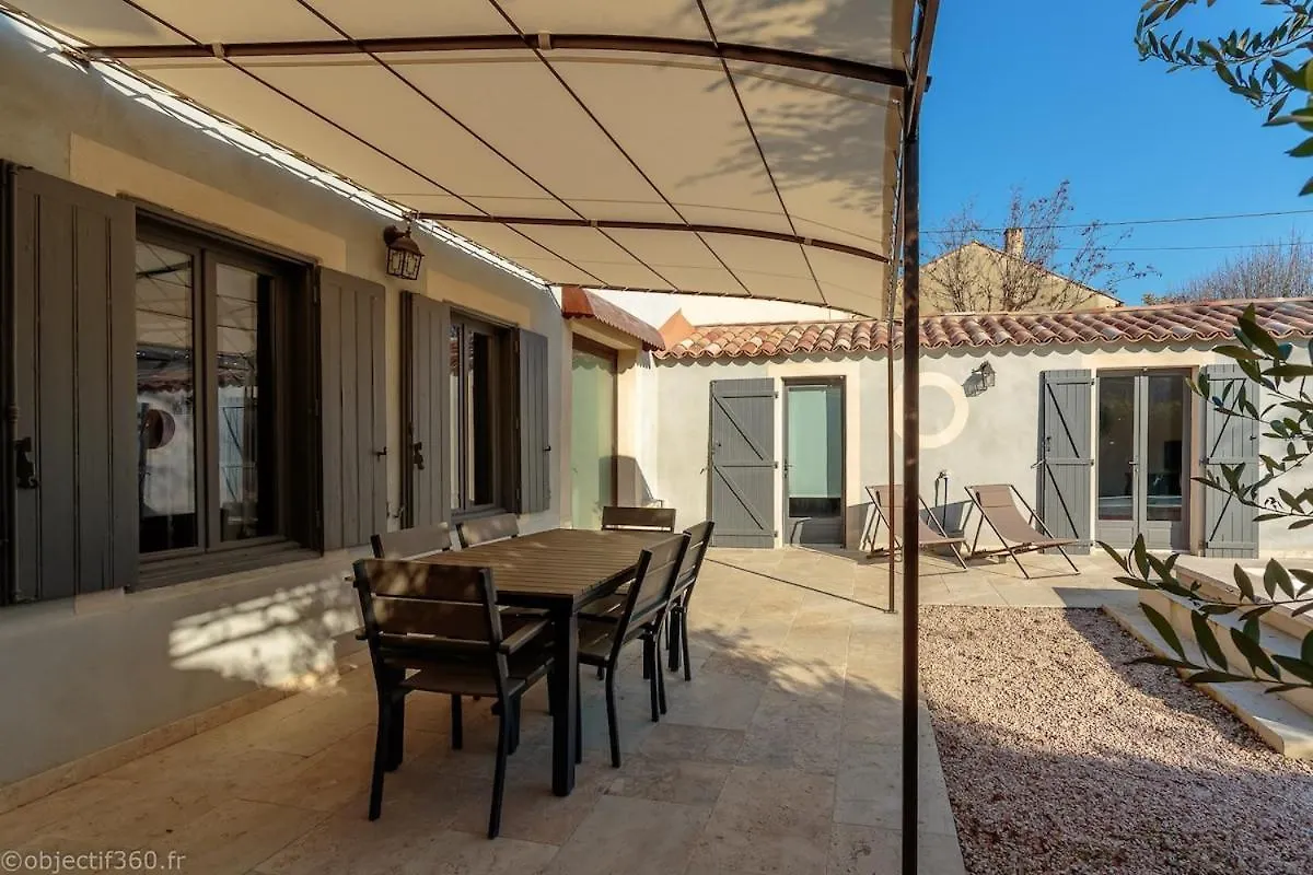 Mas Provencal Au Coeur De L'Isle-Sur-La-Sorgue Villa France